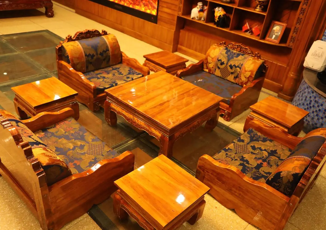 藏式家具金漆工藝特點(diǎn)